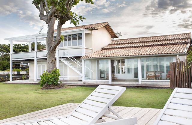 CASAMAR - BEAUTIFUL FRONT BEACH HOUSE