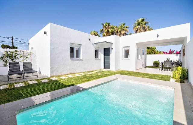 Casita Meraki 3 with heated indoor pool, garden, terrace, and Wi-Fi