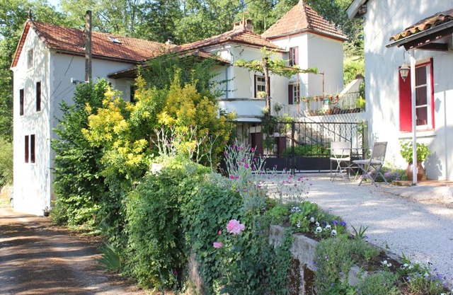 Castel Rouge