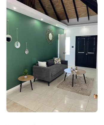 Castillo Montego Bay Airport Suites