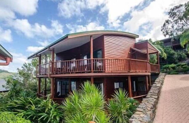 Casuarina Cove 1 Hamilton Island by Hamorent