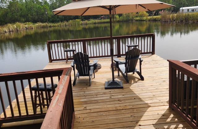 Cattail Cottage - Pet Friendly - Fully fenced - 30 mins to Savannah!