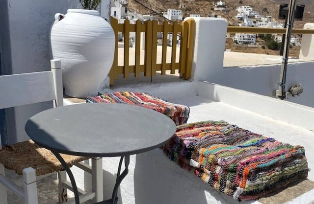 Cell in Chora Serifos
