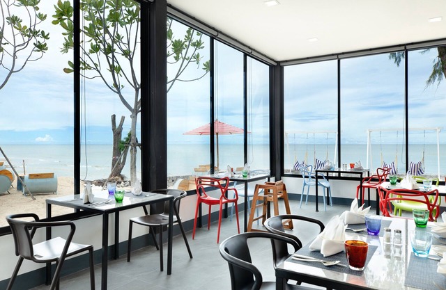 Centara Life Cha-Am Beach Resort Hua Hin