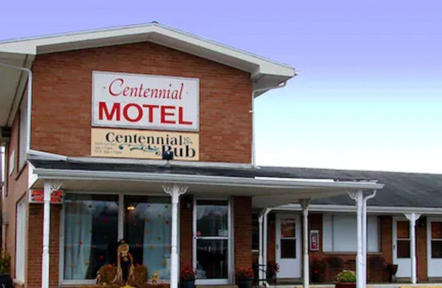 Centennial Motel