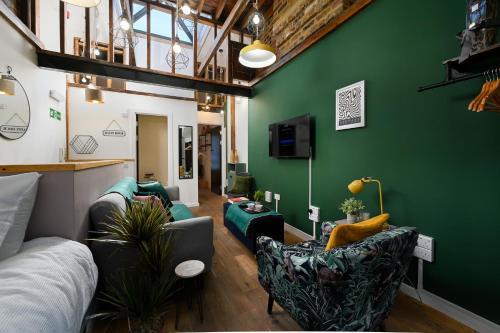 Central 1BR Apartment Sleeps 4, Georgian Townhouse, Near London Liverpool Street, Super Central London, Beautifully Designed