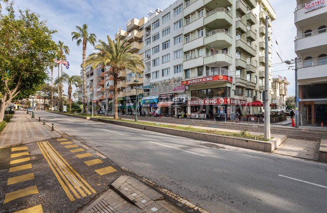 Central and Bright Home in The Old Town- Kaleiçi