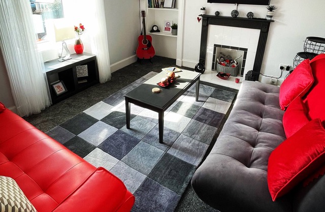 Central apartment close to golf and beach
