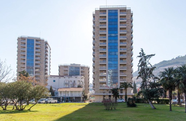Central Budva apartment