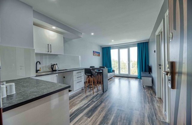 Central Located and Clean 1+1 Flat In Ataşehir