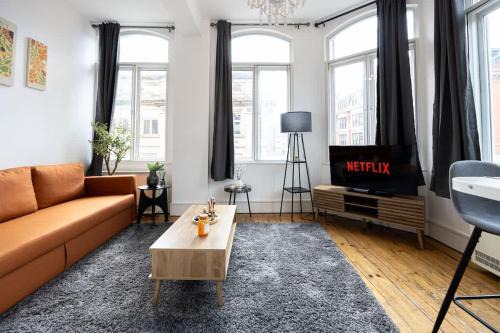 Central Sleeps 6 Stunning 2 Bed by City SuperHost