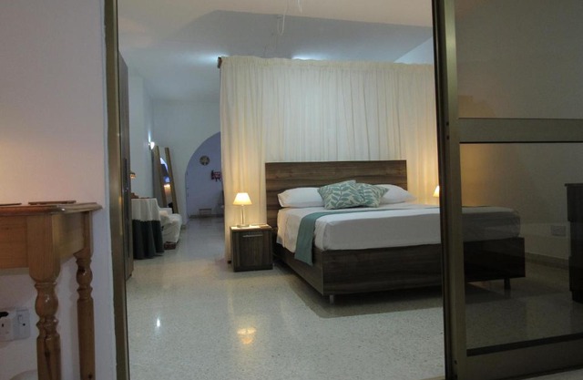 Central Studio Apartment