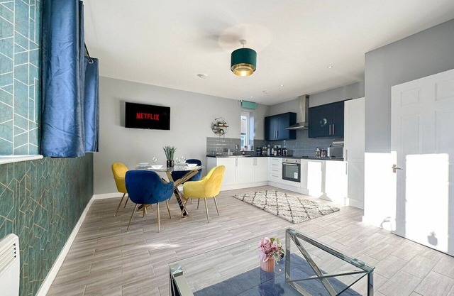 Central Stylish One Bedroom Unit in Twickenham