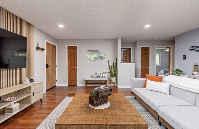 Central Urban Retreat Sleeps 4