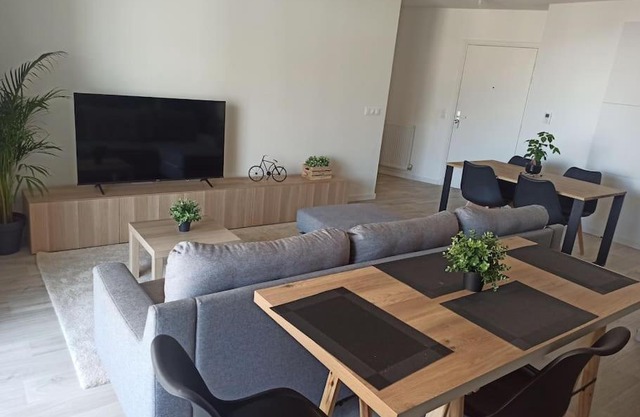 Centre ville, Parking, transport en commun au pied de l'immeuble
