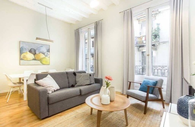 Centric 4bedroom with terrace in Las Ramblas