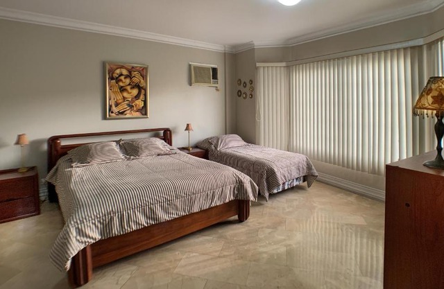 Cesar's House Guayaquil Home Rental