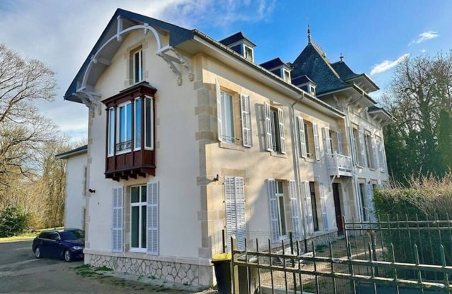Château Viéndal, apartment Neuchâtel