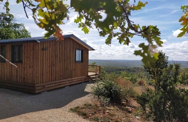 Chalet 3 étoiles - Piscine - efchbf