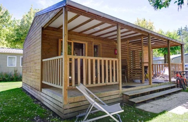 Chalet 4 étoiles - Piscine - eehgeb