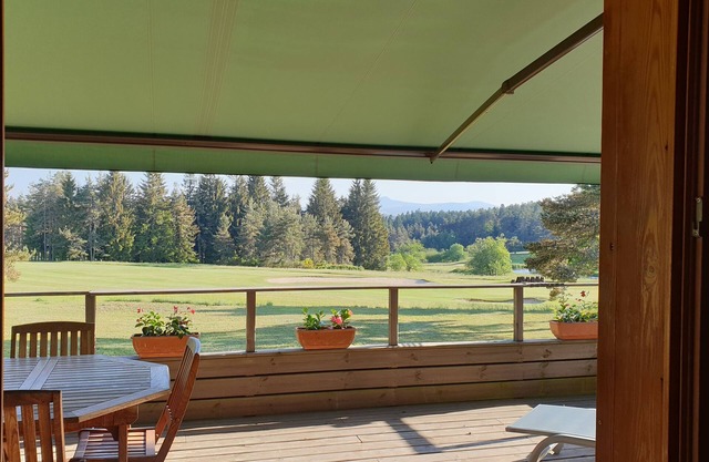 CHALET 6 people full nature view golf and Mont MEZENC