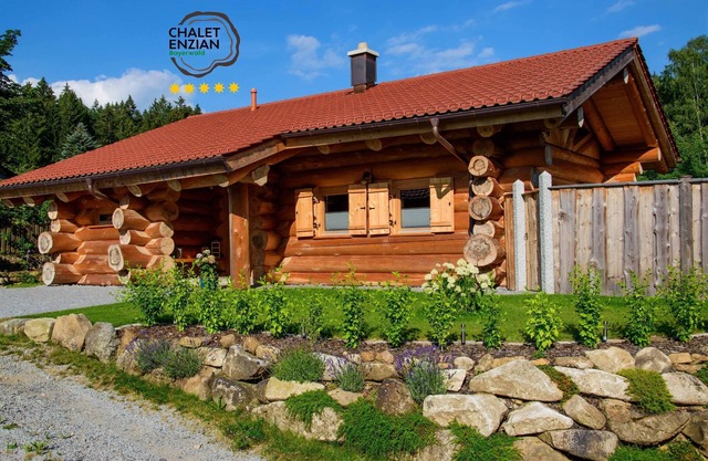 Chalet Enzian Bayerwald, 5 stars, with private whirlpool and sauna