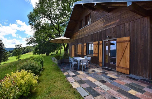 Chalet in Saulxures near Ski Resorts
