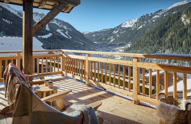 Chalet La Cachette - relaxing stay 10p hot tub and sauna - OVO Network