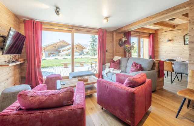 Chalet Louisa, Milou ski in/ski out, sauna and jacuzzi.