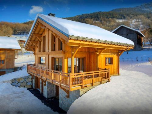 Chalet Pajules - OVO Network