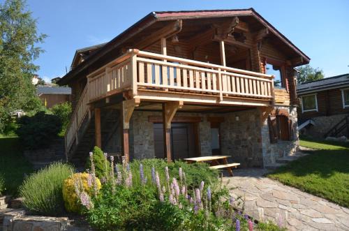 Chalet Rouge Sorbier