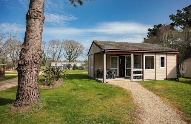 Chalet 'Standard 1' with Private Terrace and Shared Garden