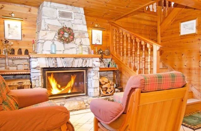 Chalet, wifi, balcony, fireplace or stove, parking, tv, 180m², Peisey-Vallandry
