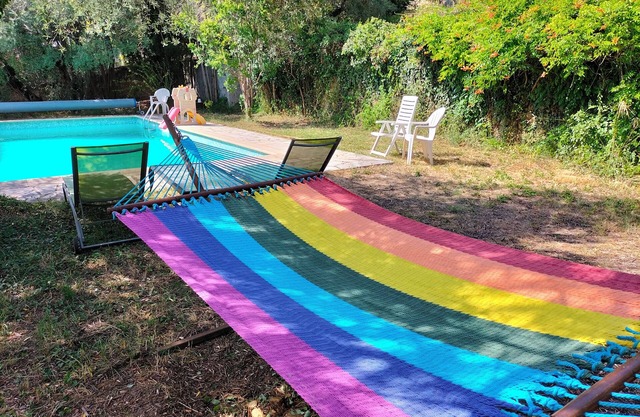 Chambre Avec Accès Piscine et vue Dégagée sur la Plaine de Montauroux