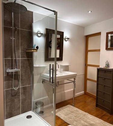 Chambre de charme au coeur du vieux Valence - Confort & Calme