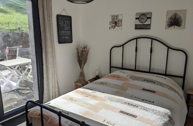 Chambre double indépendante NATURALE au sein du domaine PASSELOUP