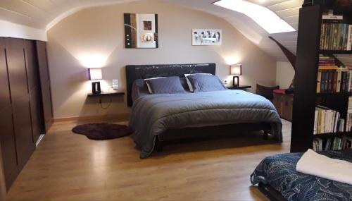 Chambre spacieuse au calme