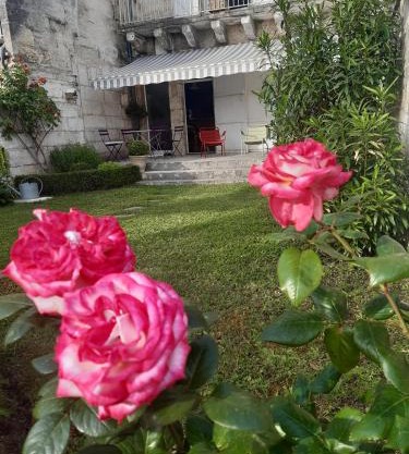 Chambres d'Hôtes Les Jardins de la Cathédrale