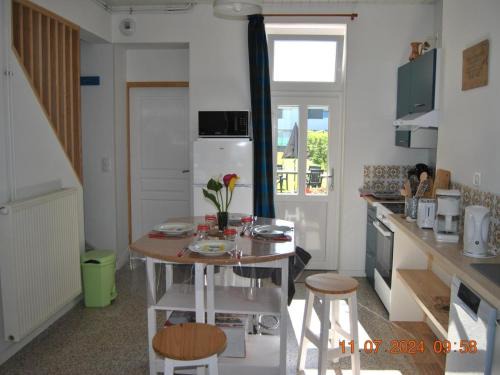 Charmant Duplex avec Jardin Privé, à 20km des Caps - FR-1-376-116