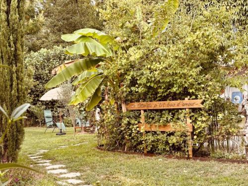 Charmant gîte avec jardin privatif au cœur de la Loire, Wi-Fi & parking inclus - FR-1-381-618