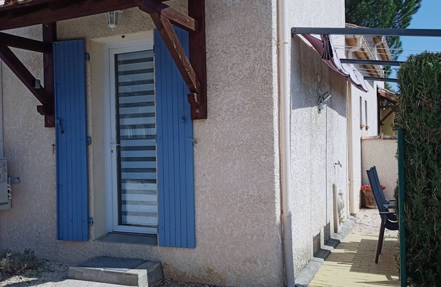 Charmant Mazet de 70 M2 Avec Terrasse et Parking