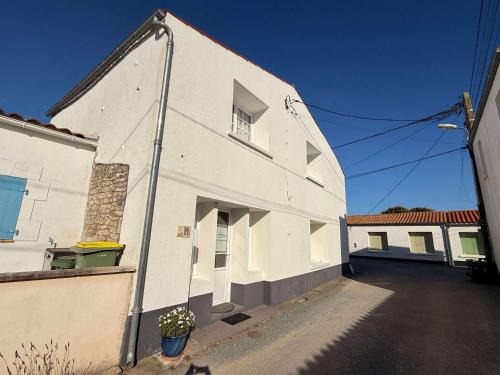 Charmante maison de village à Saint-Pierre-d'Oléron, idéale pour 4 personnes - FR-1-778-52