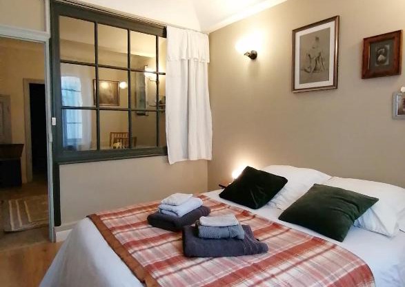 Charmante suite indépendante en maison de village