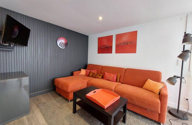 Charming 1-bedroom flat near the beach in Pontaillac