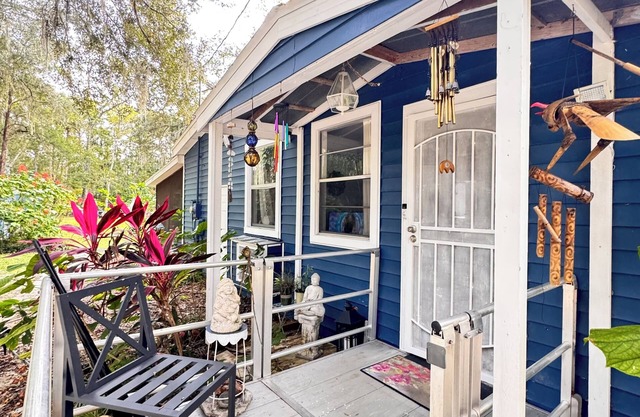 Charming 1-bedroom house in pleasant Homosassa with AC, WiFi Quiet close to all!