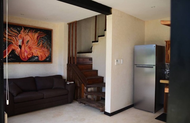 Charming 1-Bedroom Apartment in Río Lagartos. AC, Rooftop Deck & Private Pier -F