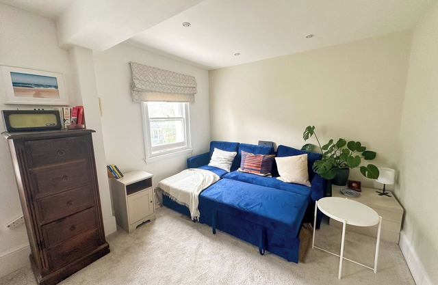 Charming 1BD Flat, West Kensington