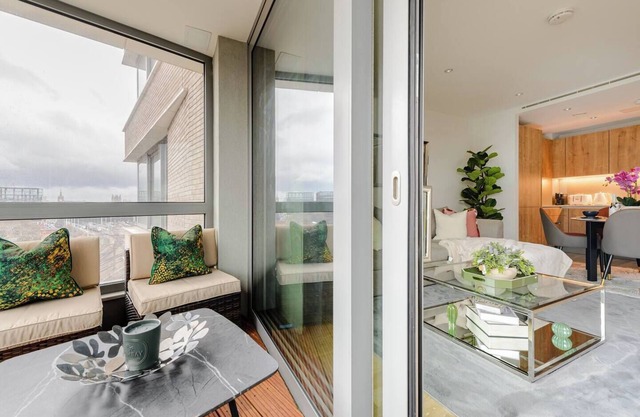 Charming 2 Bed Lux Apartment by King's Cross - Sleeps 4