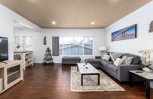 Charming 2-bedroom apartment in lovely Inglewood with WiFi UNIT 5