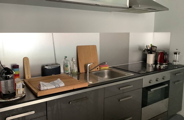 Charming 2-bedroom apartment with garden in the center of town for rent